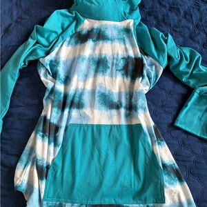 LuLaRoe Vibrant Teal Hoodie